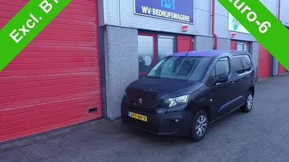 Occasion Peugeot Partner Premium 77 PK (56 kW) 2020 Zwart MPV