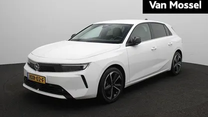 Gebruikt 2022 Opel Astra Elegance Hatchback | € 24.940 (Eerlijke prijs)