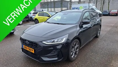 Blauw Occasion 2024 Ford Focus ST-Line Stationwagen | € 22.900 (Eerlijke prijs)