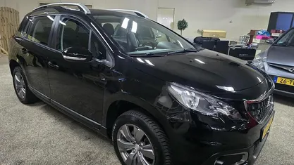 Occasion Peugeot 2008 110 PK (80 kW) 2018 Zwart SUV