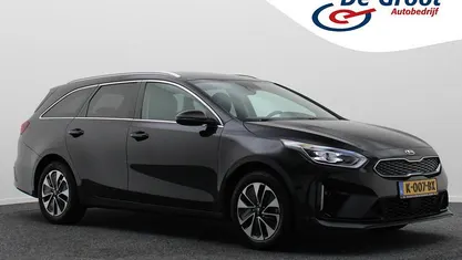 Zwart Occasion 2020 Kia Ceed Hatchback | € 16.950 (Goede deal)