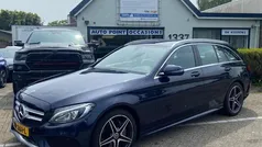 Blauw, metallic lak Gebruikt 2019 Mercedes C180 AMG Stationwagen | € 13.999 (Goede deal)