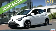 Wit Gebruikt 2021 Toyota Aygo X-clusiv Hatchback | € 14.950 (Eerlijke prijs)