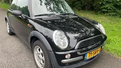 Zwart Gebruikt 2002 Mini ONE Salt Hatchback | € 675 (Goede deal)