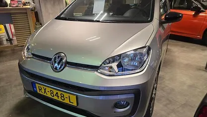 Occasion 2018 VW up! high up! Hatchback | € 11.940 (Eerlijke prijs)