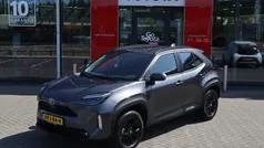 Grijs, metallic lak Gebruikt 2024 Toyota Yaris Cross SUV | € 29.400 (Eerlijke prijs)