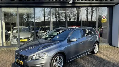 Occasion 2016 Volvo V60 Stationwagen | € 6.900 (Goede deal)