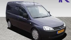 Grijs (metallic) Gebruikt 2005 Opel Combo Hatchback | € 2.950 (Eerlijke prijs)