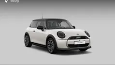 Gebruikt 2025 Mini Cooper S Classic Hatchback | € 42.500 (Eerlijke prijs)