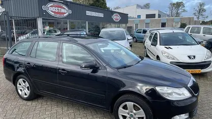 Occasion Skoda Octavia Business Line 105 PK (77 kW) 2011 Stationwagen