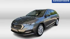 Grijs, metallic lak Gebruikt 2023 Skoda Octavia Business Line Stationwagen | € 28.950 (Goede deal)