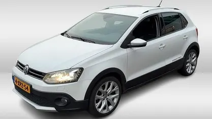 Wit Gebruikt 2014 VW Polo Cross Hatchback | € 10.950 (Eerlijke prijs)