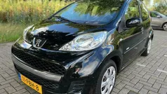 Zwart Gebruikt 2011 Peugeot 107 Hatchback | € 3.190 (Eerlijke prijs)