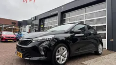 Gebruikt 2025 Renault Clio V Evolution Hatchback | € 19.985 (Eerlijke prijs)