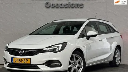 Wit Gebruikt 2020 Opel Astra Edition Stationwagen | € 8.495 (Goede deal)