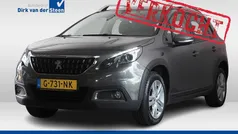 Grijs, metallic lak Gebruikt 2019 Peugeot 2008 Signature Sky SUV | € 11.850 (Eerlijke prijs)