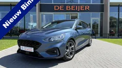 Blauw Gebruikt 2020 Ford Focus ST-Line Stationwagen | € 17.645 (Eerlijke prijs)