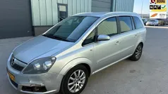 Grijs Gebruikt 2009 Opel Zafira Cosmo MPV | € 1.500 (Super prijs)