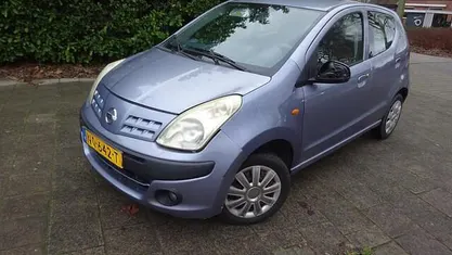 Gebruikt 2010 Nissan Pixo Acenta Hatchback | € 1.199 (Super prijs)