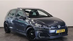 Blauw Gebruikt 2018 VW Golf VII GTE Hatchback | € 22.940 (Eerlijke prijs)