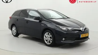 Grijs Gebruikt 2015 Toyota Auris Touring Sports Stationwagen | € 15.999 (Eerlijke prijs)