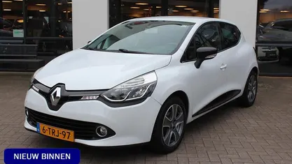 Wit Gebruikt 2014 Renault Clio IV Night&Day Hatchback | € 5.950 (Eerlijke prijs)