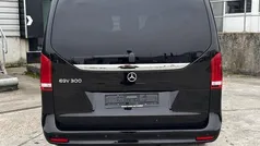 Mercedes EQV300