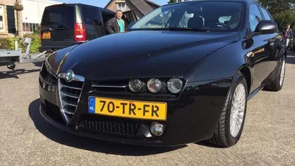 Zwart Gebruikt 2007 Alfa Romeo 159 Business Stationwagen | € 450 (Super prijs)