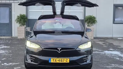 Zwart Occasion 2018 Tesla Model X SUV | € 28.900 (Eerlijke prijs)