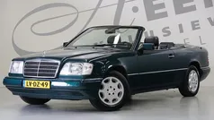 Gebruikt 1995 Mercedes E220 Cabriolet | € 22.950