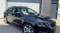 Zwart Gebruikt 2020 Skoda Octavia Business Line Stationwagen | € 16.950 (Eerlijke prijs)