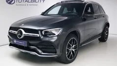 Grijs Gebruikt 2022 Mercedes GLC300e AMG SUV | € 49.450 (Eerlijke prijs)