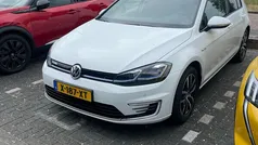 Wit Gebruikt 2020 VW e-Golf Hatchback | € 14.240 (Eerlijke prijs)