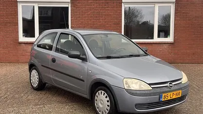 Occasion Opel Corsa Njoy 75 PK (55 kW) 2003 Grijs Hatchback