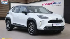 Wit, metallic lak Gebruikt 2023 Toyota Yaris Cross Sport SUV | € 29.750 (Eerlijke prijs)
