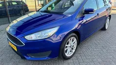 Blauw, metallic lak Gebruikt 2015 Ford Focus Trend Stationwagen | € 6.750 (Eerlijke prijs)