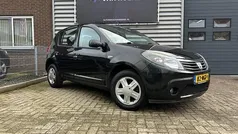 Gebruikt 2010 Dacia Sandero Hatchback | € 3.249 (Eerlijke prijs)