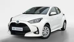 Wit Gebruikt 2022 Toyota Yaris Hybrid Comfort Hatchback | € 17.950 (Goede deal)