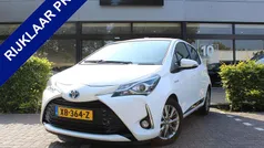 Gebruikt 2018 Toyota Yaris Hybrid Design Hatchback | € 16.750 (Eerlijke prijs)