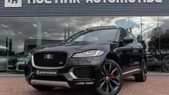 Zwart (metallic) Gebruikt 2016 Jaguar F-Pace First Edition SUV | € 29.940 (Eerlijke prijs)