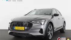 Grijs Gebruikt 2020 Audi e-tron Business SUV | € 34.950 (Eerlijke prijs)