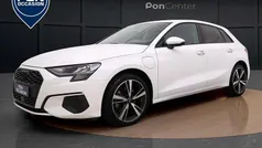 Wit Gebruikt 2021 Audi A3 Sportback e-tron Business Sedan | € 25.450 (Goede deal)