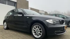 Zwart Gebruikt 2009 BMW 116 Executive Hatchback | € 4.950 (Eerlijke prijs)