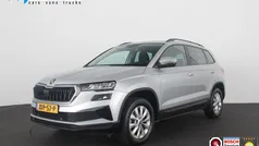 Grijs Gebruikt 2023 Skoda Karoq Business Line SUV | € 26.950 (Eerlijke prijs)