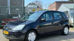 Blauw Gebruikt 2005 Ford Fiesta Hatchback | € 2.699 (Eerlijke prijs)