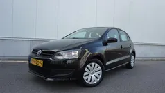 Zwart Gebruikt 2011 VW Polo Comfortline Hatchback | € 6.950 (Eerlijke prijs)