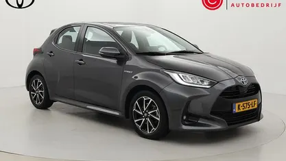 Grijs Gebruikt 2021 Toyota Yaris Hybrid Edition Hatchback | € 20.999 (Eerlijke prijs)