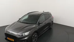 Grijs Gebruikt 2021 Ford Focus ST-Line X Stationwagen | € 25.485 (Eerlijke prijs)
