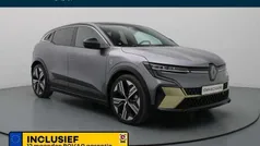 Grijs Gebruikt 2022 Renault Mégane Iconic Hatchback | € 29.990 (Eerlijke prijs)