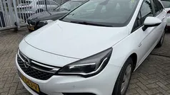Wit Gebruikt 2016 Opel Astra Edition Stationwagen | € 4.450 (Goede deal)